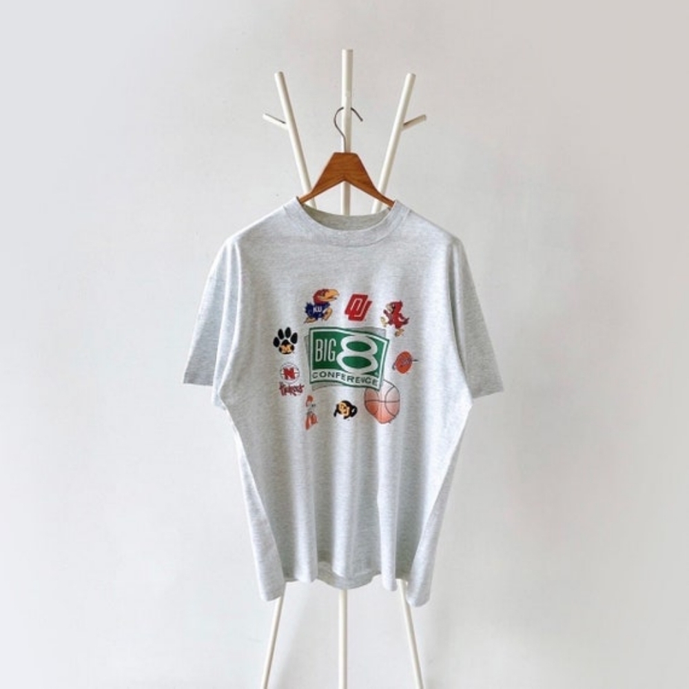 90s NCAA Big 8 conference basketball t-shirt